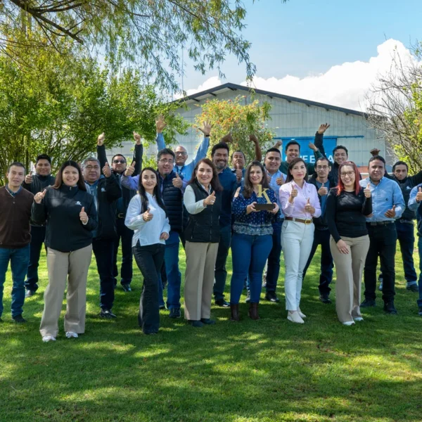 FV en ExpoConstrucción 2025 Premio al Mejor Stand e Innovación