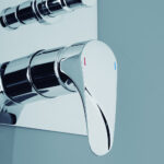 16365-juego-mezclador-monocomando-para-ducha-y-tina-iguazu_imagen-producto-secundaria_19-14