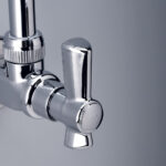 23382-llave-plastica-de-pared-con-pico-alto-plus-para-cocina-fiori-lever_imagen-producto-extras_12-